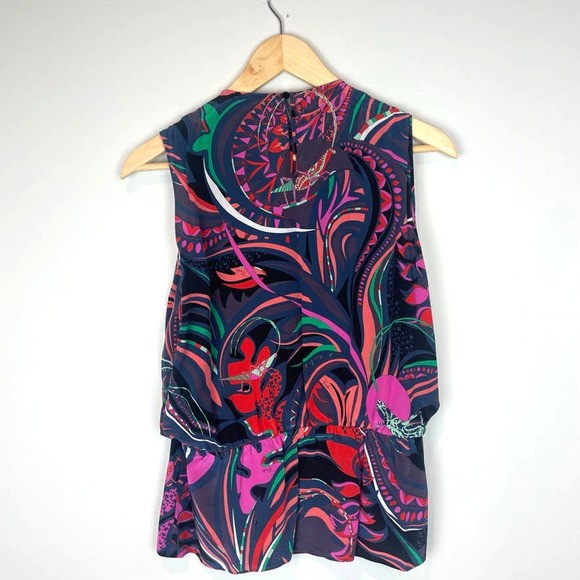 EMILIO PUCCI Dark Grasshopper Print Sleeveless Peplum Silk Top - Picture 5 of 9